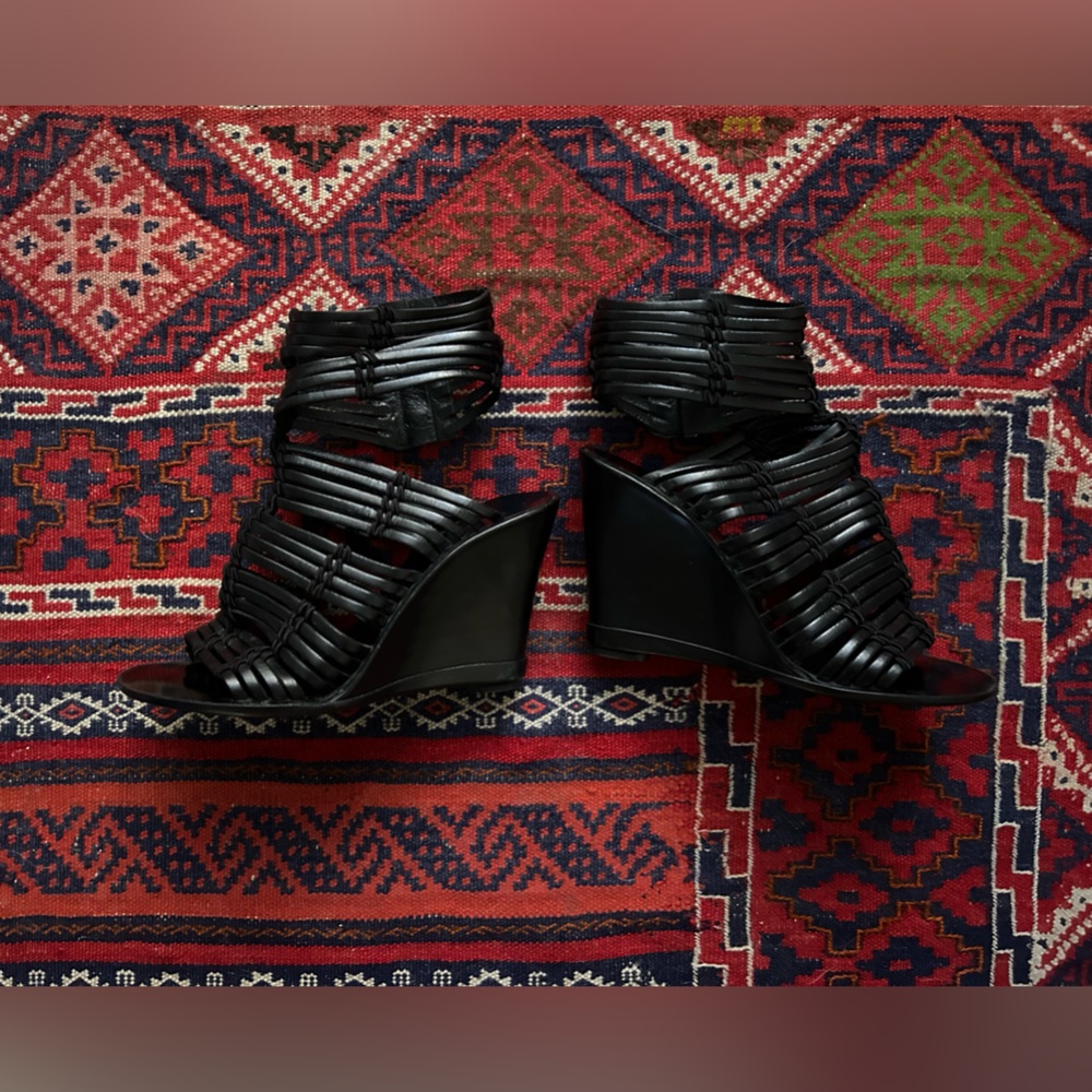 Sigerson Morrison black leather gladiator wedges